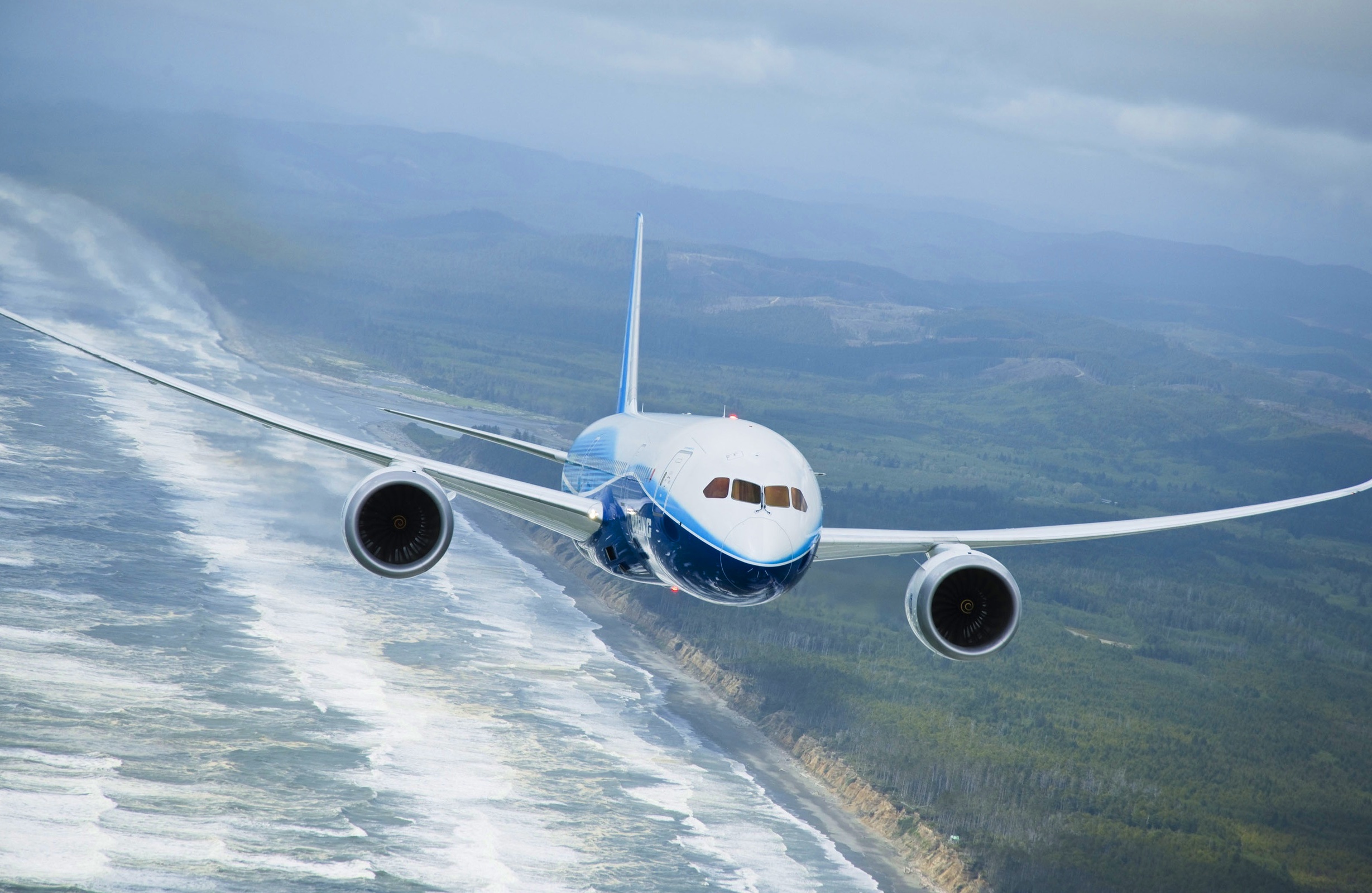 Впечатляющий полёт Boeing 787-9 Dreamliner